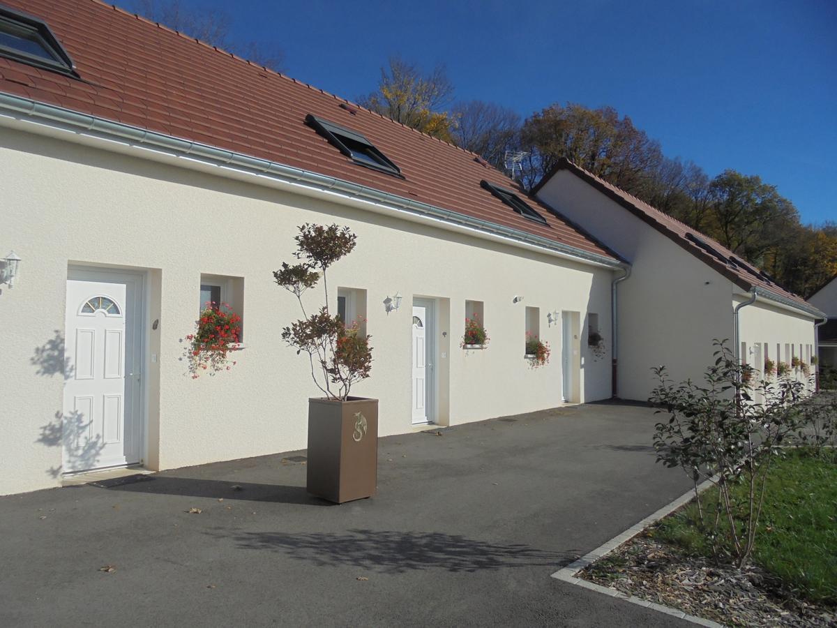 Gites De L'Oree Du Bois Boussieres Экстерьер фото